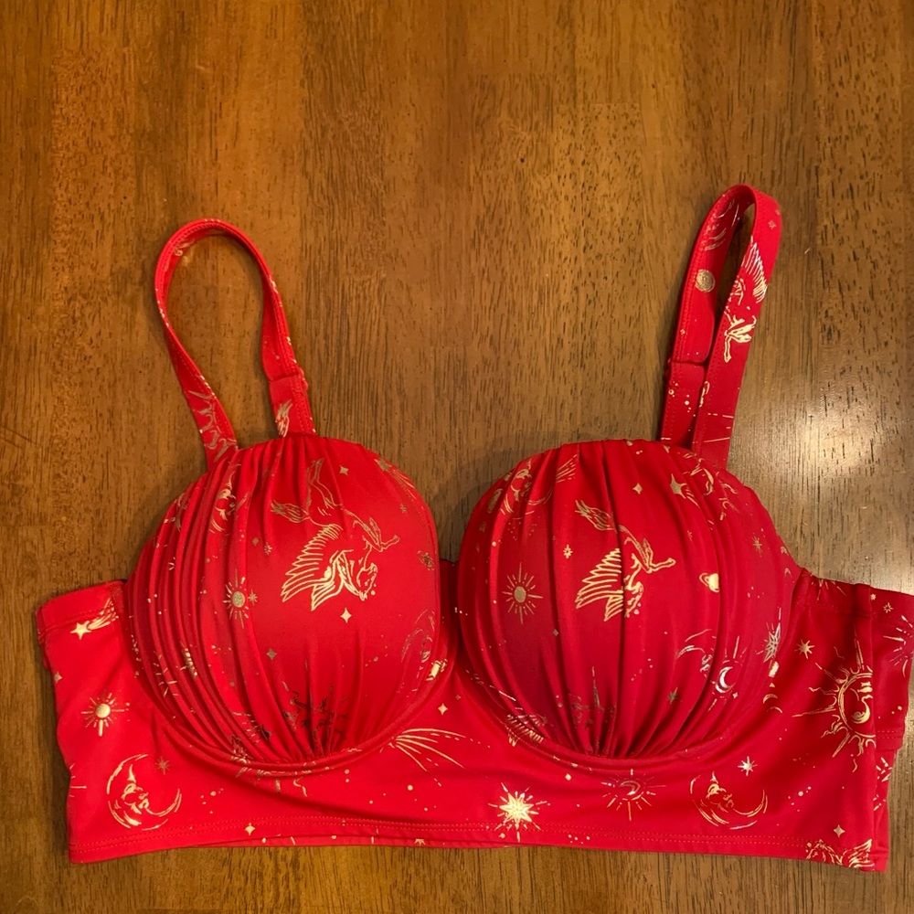 Torrid Underwire Bikini Top Unicorn Celestial Pegasus Gold Red Plus Size 0 C/D